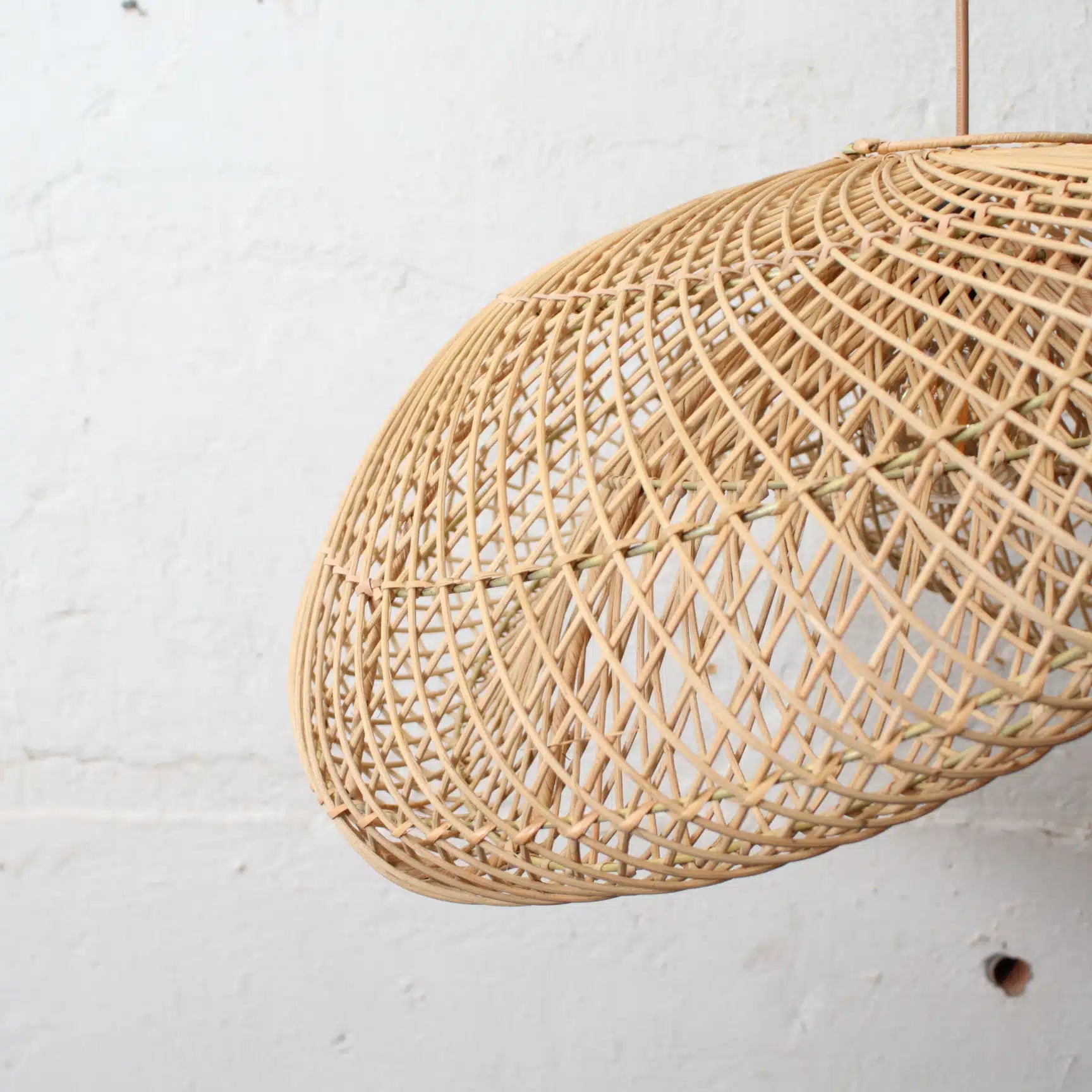 Hanglamp Bamboe met Uniek Lichtpatroon voor Woonkamer en Eettafel 4