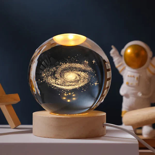 Luminous Crystal Ball met 3D Gravure – Magische Nachtlamp voor Sterrenliefhebbers en Ruimtefans 4