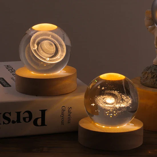 Luminous Crystal Ball met 3D Gravure – Magische Nachtlamp voor Sterrenliefhebbers en Ruimtefans 5