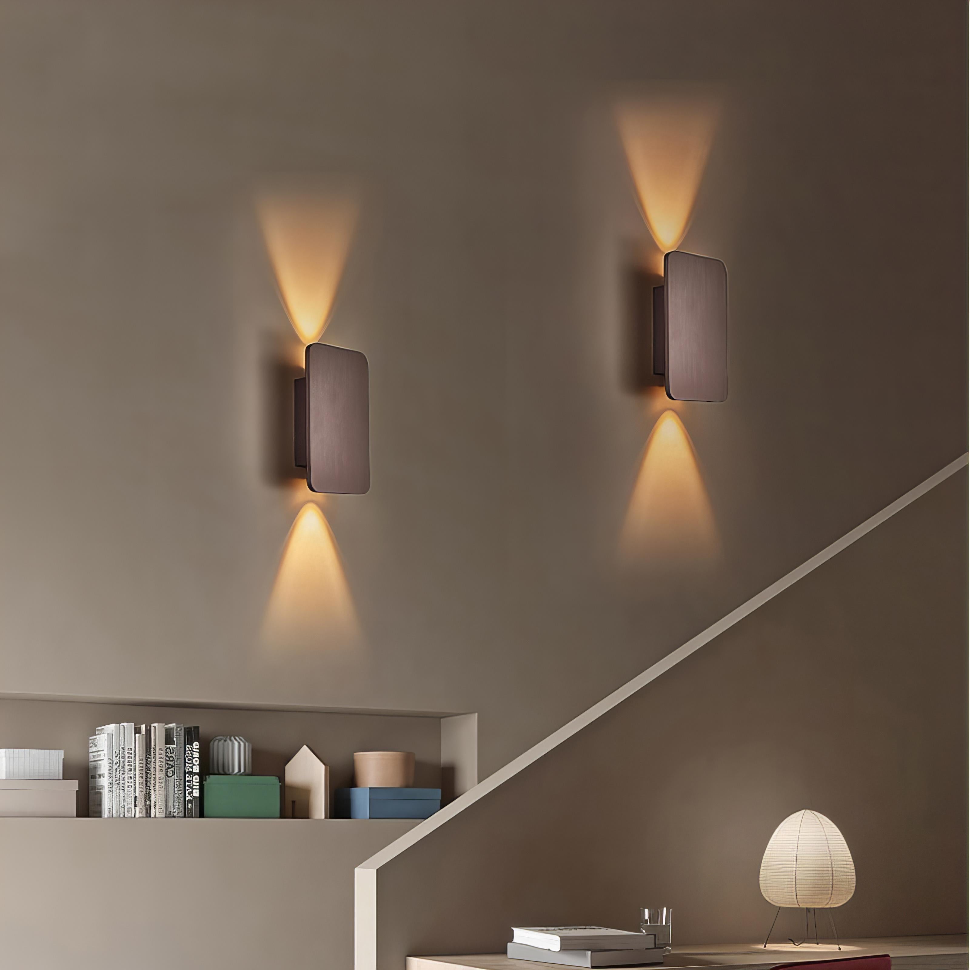 Moderne Dimbare Wandlamp Binnen - Slank Rechthoekig Ontwerp in Zwart of Goud 2