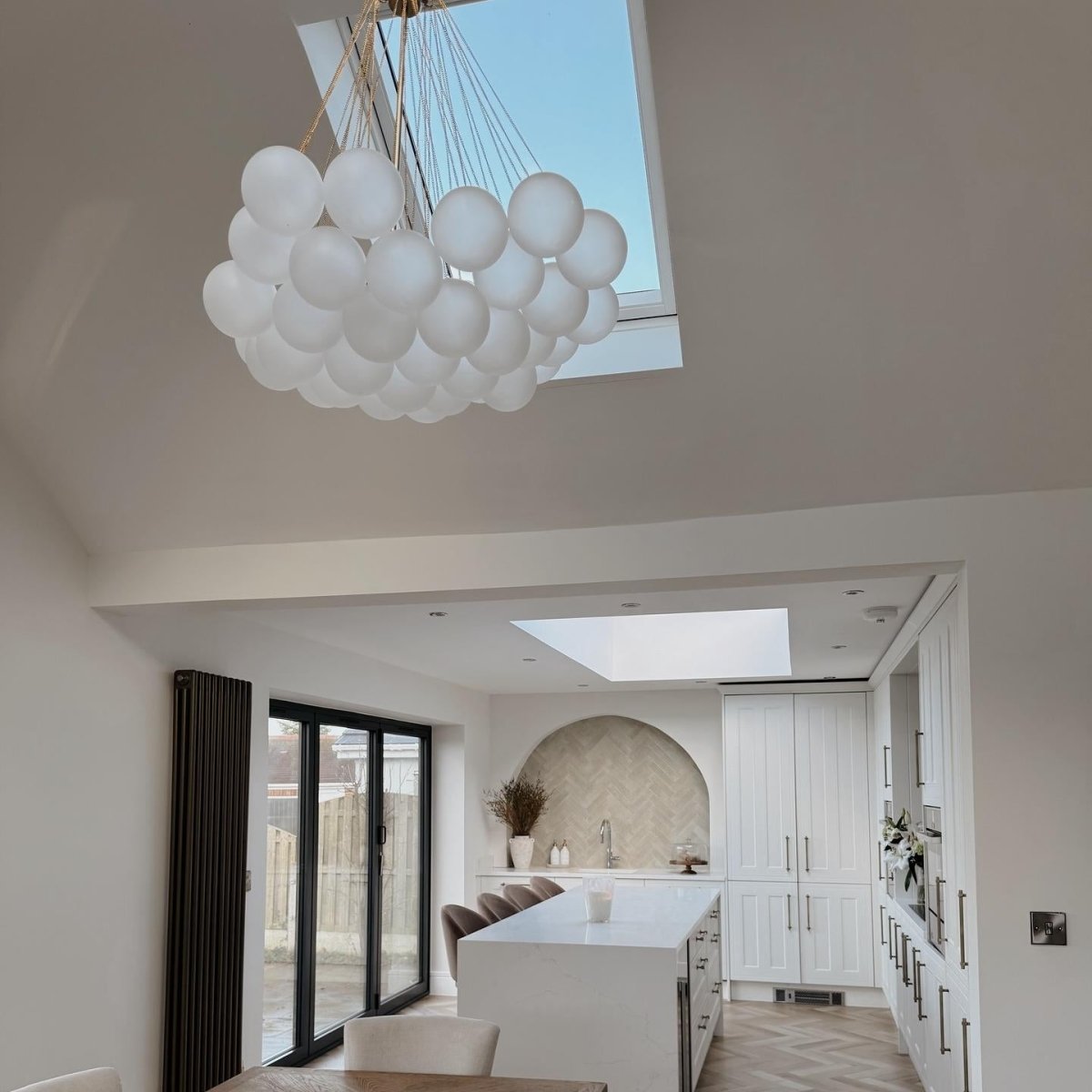 Moderne Kroonluchter Zwart met Drie Lichten – Glazen Cluster Kroonluchter voor Eetkamer en Woonkamer 2