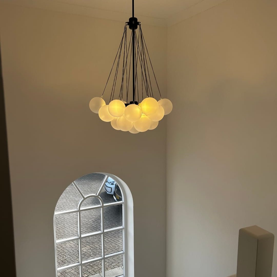 Moderne Kroonluchter Zwart met Drie Lichten – Glazen Cluster Kroonluchter voor Eetkamer en Woonkamer 4