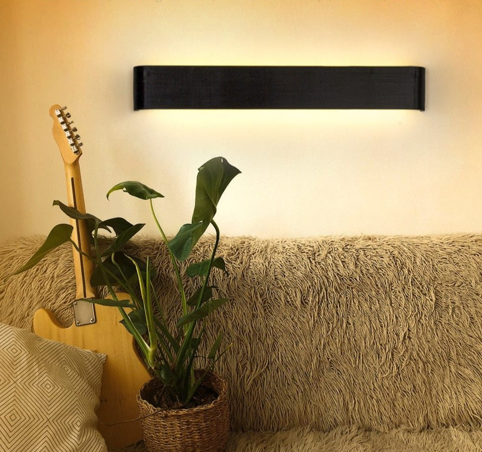 Moderne Wandlamp Zwart met Energiezuinige LED en Minimalistisch Ontwerp 0