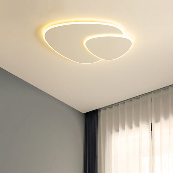 Plafondlamp met Elliptisch Ontwerp en LED Verlichting voor Slaapkamer 1
