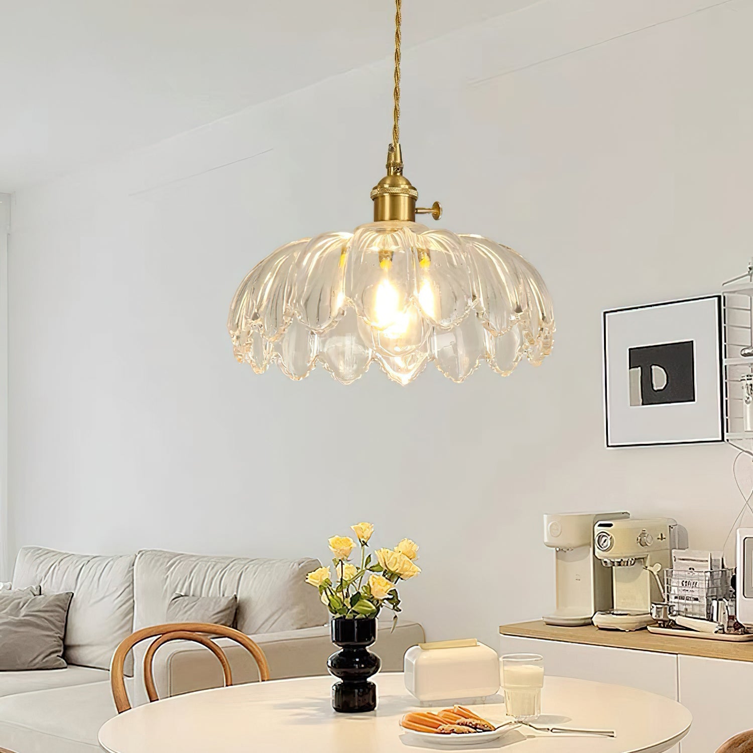 Retro Hanglamp voor Woonkamer en Eetkamer – Elegante Petal Lamp van Metaal en Glas 6