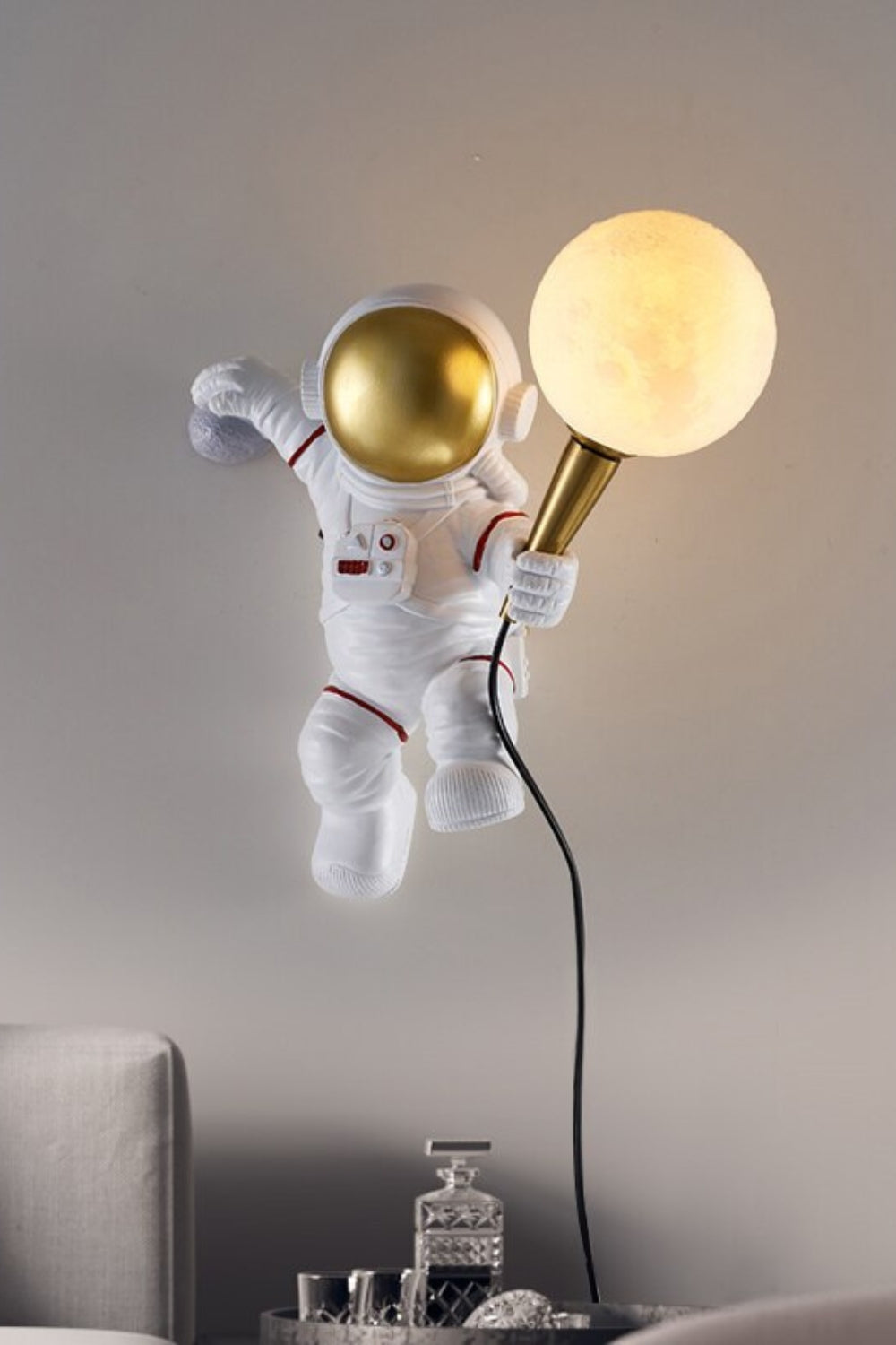 Ruimtevaart Astronaut Wandlamp met Warm LED Licht – Creatieve Muurlamp voor Binnen Decoratie 2