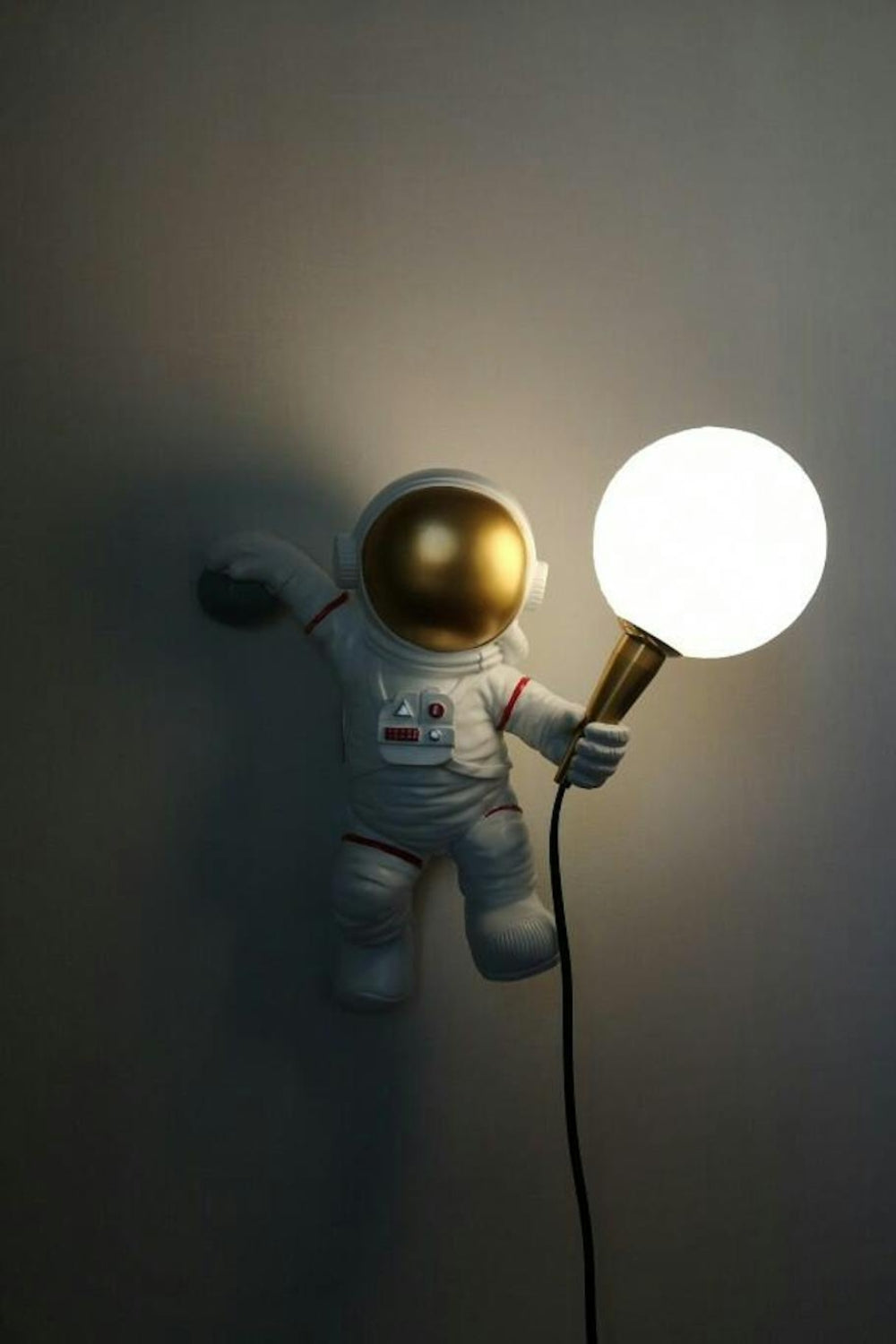 Ruimtevaart Astronaut Wandlamp met Warm LED Licht – Creatieve Muurlamp voor Binnen Decoratie 4
