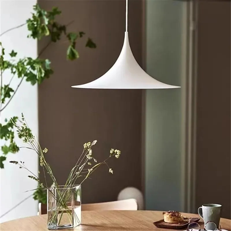 Zwarte Plafondlamp – Minimalistische Scandinavische Plafonnière voor Slaapkamer en Binnenverlichting 1