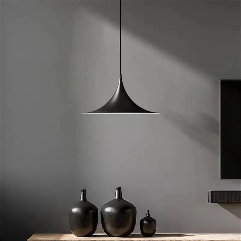 Zwarte Plafondlamp – Minimalistische Scandinavische Plafonnière voor Slaapkamer en Binnenverlichting 2