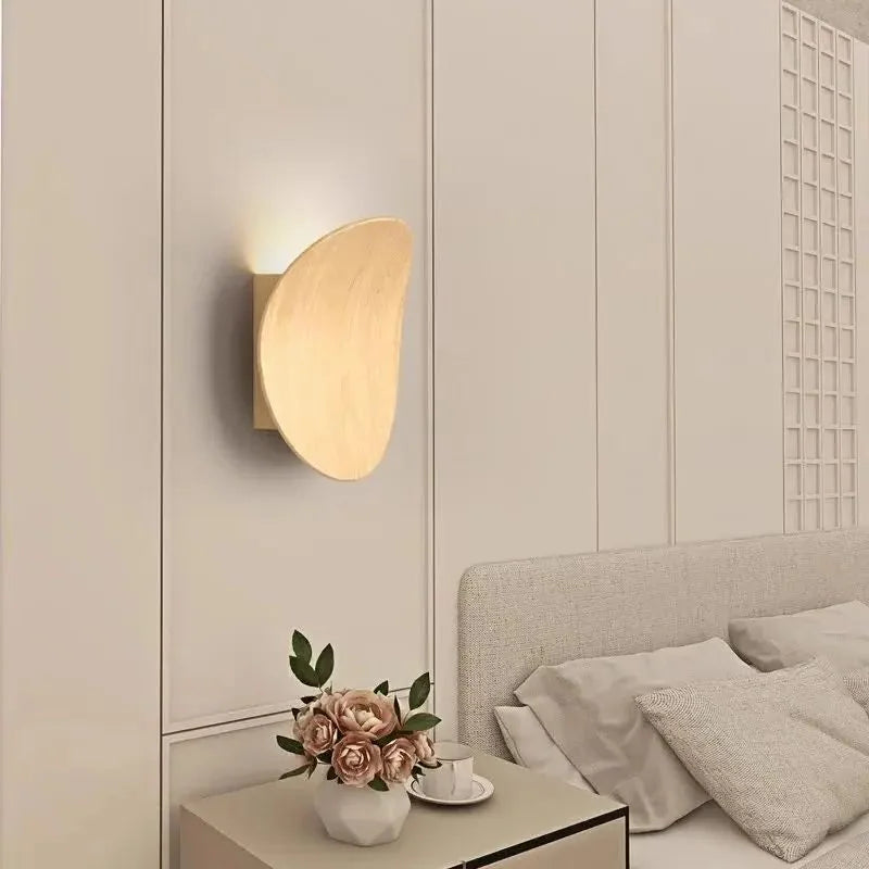Cilindervormige Wandlamp in Aardse Bruine Tint voor Moderne Interieurs 3