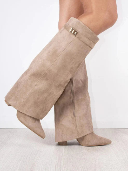 Dames Hoge Laarzen met Hak en Flap Beige Suède Auralie