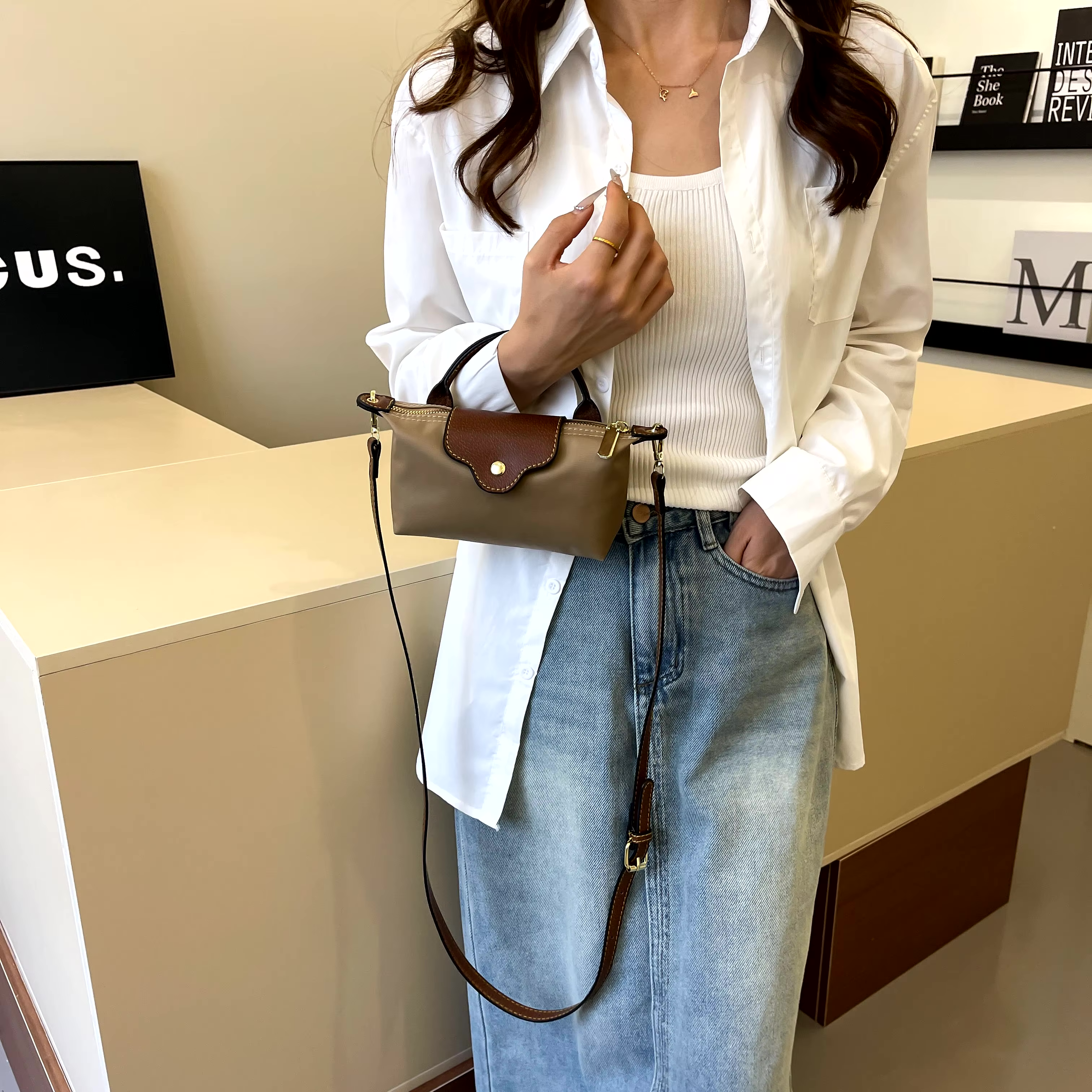 Dames Schoudertas met Luxe Details en Verstelbare Schouderriem 6