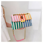 Dames Schoudertas met Regenboogdesign en Gouden Ketting 4
