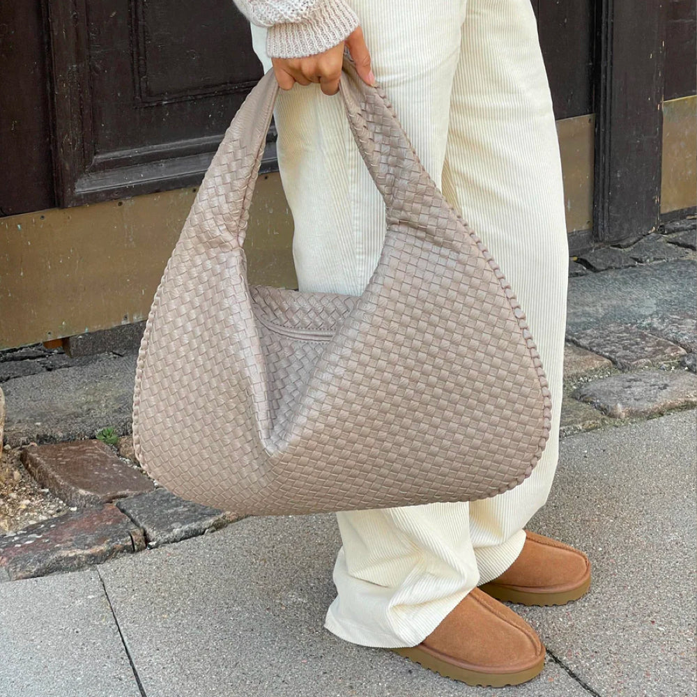 Dames Schoudertas met Textuur en Ruim Interieur 3