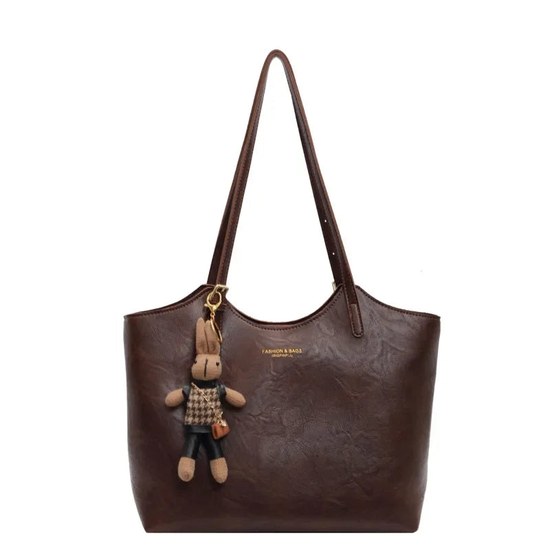 Dames Schoudertas van Vegan Leer met Vintage Look en Afneembaar Hangertje 2