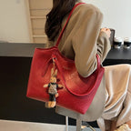 Dames Schoudertas van Vegan Leer met Vintage Look en Afneembaar Hangertje 6