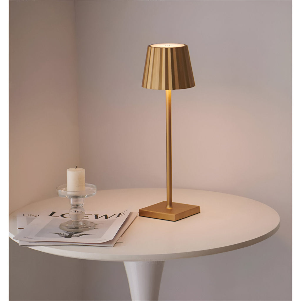 Draadloze Tafellamp met Touchbediening en Waterdichte Functie 6