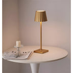 Draadloze Tafellamp met Touchbediening en Waterdichte Functie 6