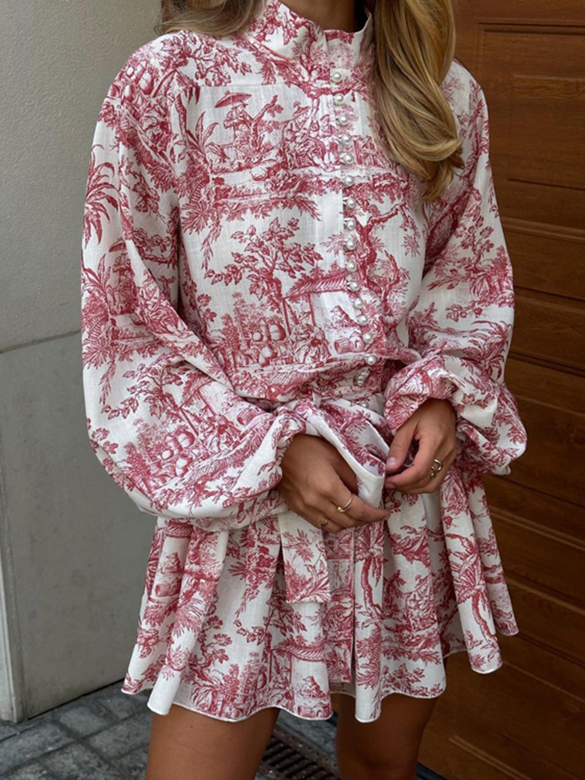 Korte Jurk Dames met Print en Knoopdetail Rood Auralie