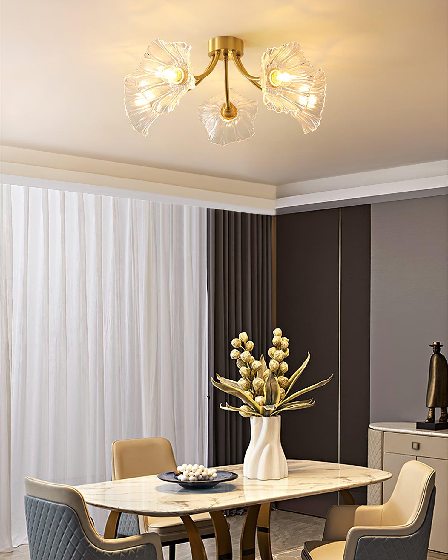 Moderne Plafondlamp met Glazen Kappen en Messing Afwerking – Zwart voor Slaapkamer en Woonkamer 3