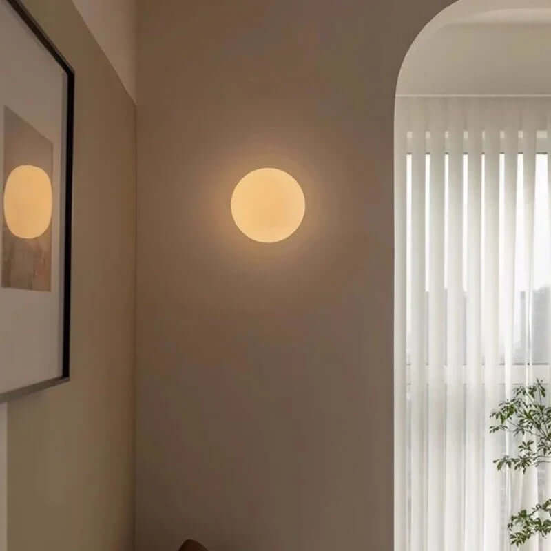 Moderne Wandlamp van Melkglas met Cirkelvormig Ontwerp voor Binnenverlichting – Zachte Verlichting 1