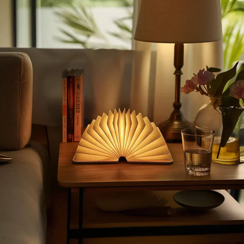 Oplaadbare Tafellamp met LED Verlichting en Creatief Boekdesign 2