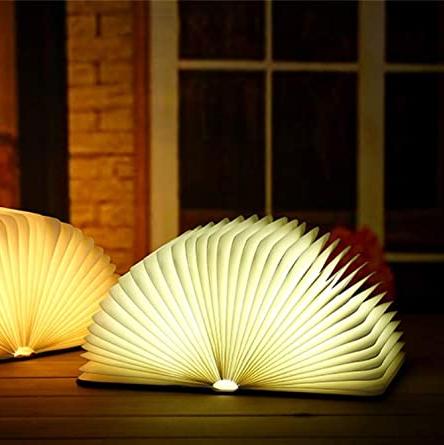 Oplaadbare Tafellamp met LED Verlichting en Creatief Boekdesign 6