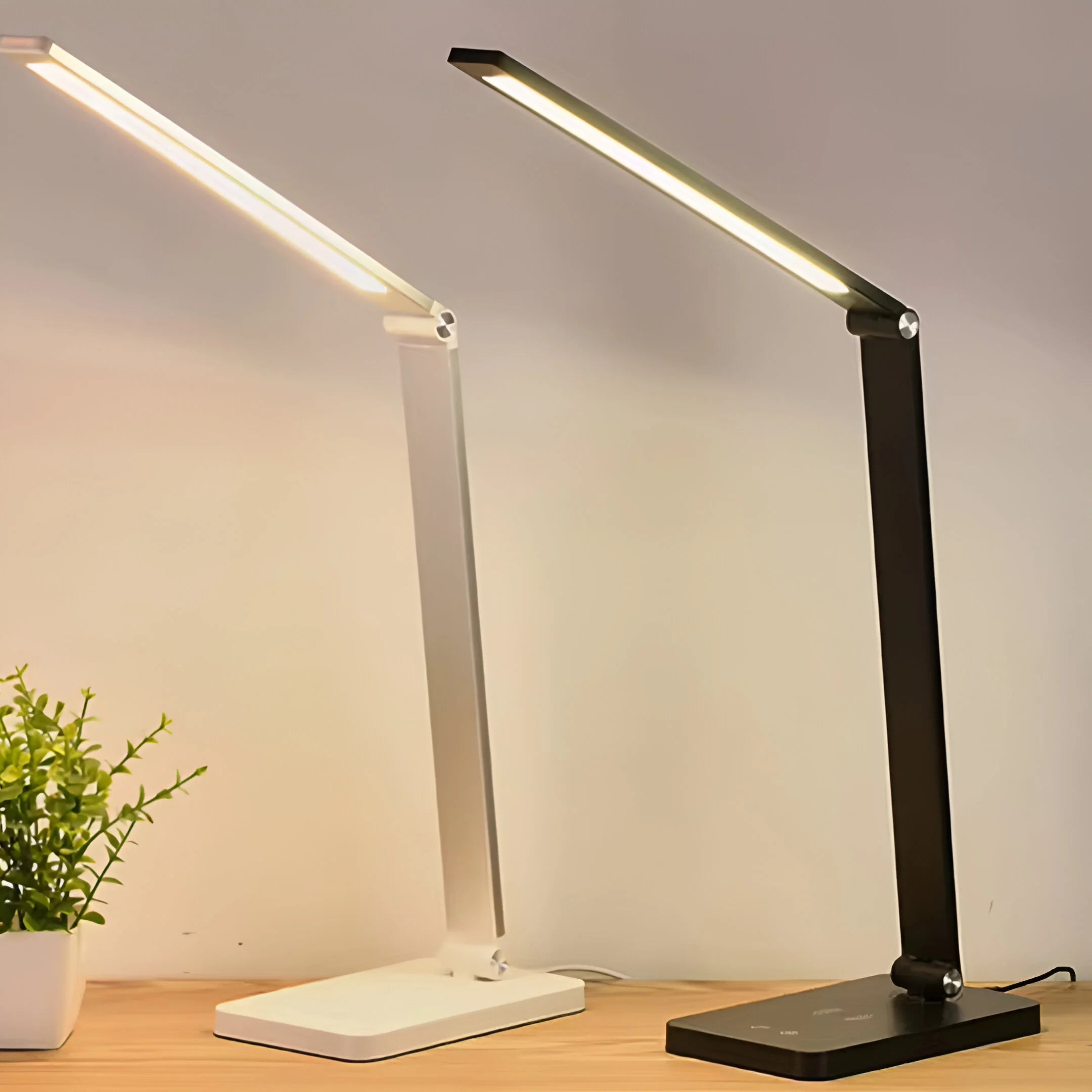 Opvouwbare LED Tafellamp met Aanraakdimmer en USB Oplaadpoort – Modern en Ruimtebesparend 8