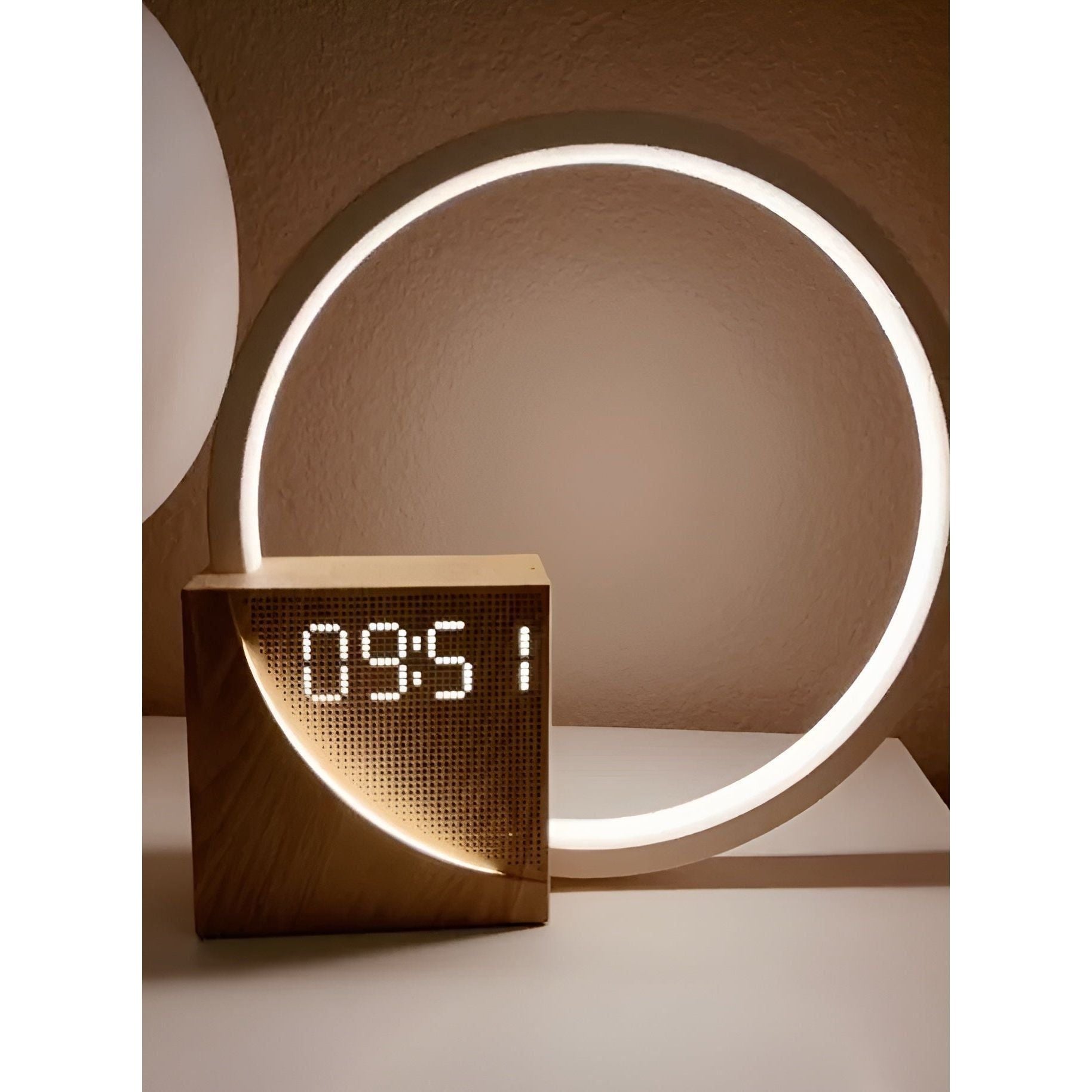 Slimme Snooze Wecker met Zonsopgangsimulatie en Dimbare LED Nachtlamp voor Slaapkamer 1