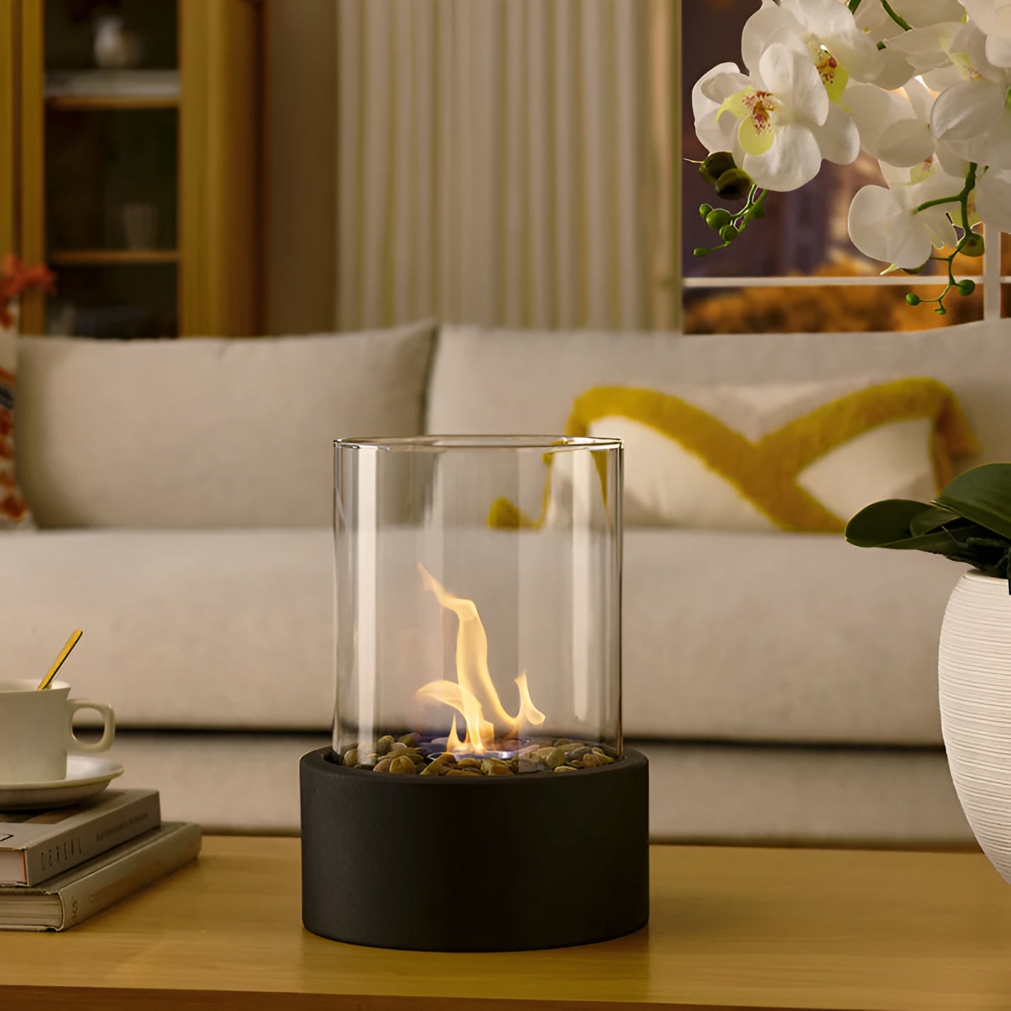 Tafelhaard Bio Ethanol met Zwart Metalen Basis en Afneembare Glaskap voor Binnen en Buiten 5