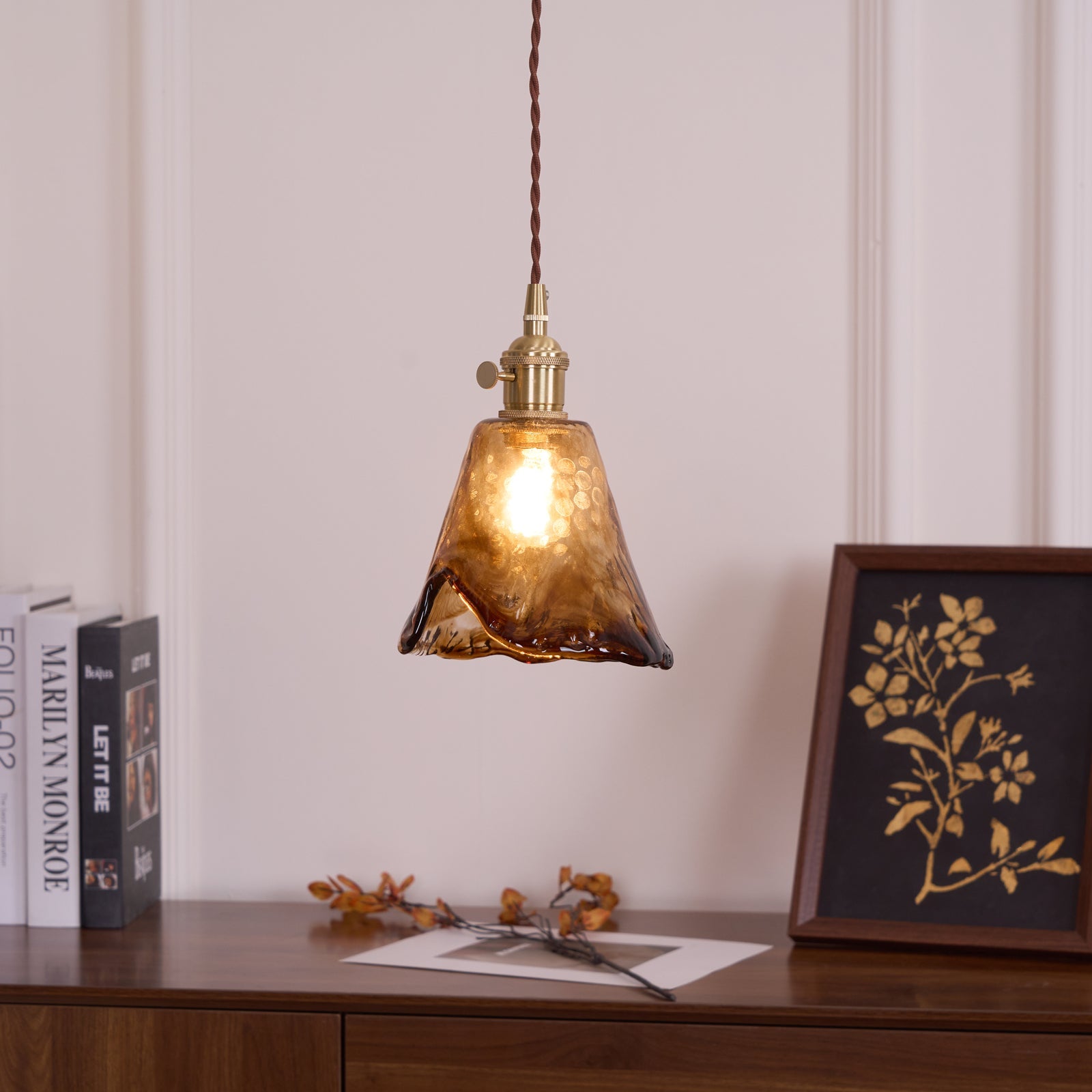 Vintage Hanglamp van Messing en Glas voor Woonkamer, Eetkamer of Slaapkamer – Stijlvolle Binnenverlichting 2